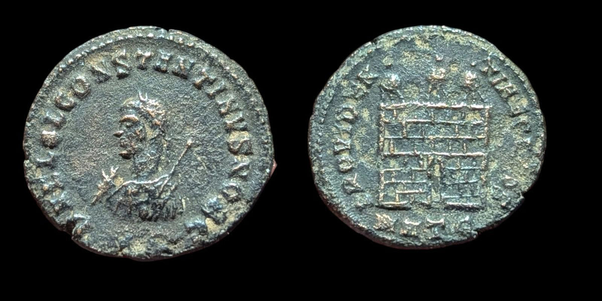 Constance II comme César 324-337 AE Follis Thessalonique, Bithynie, Monnaie Campgate