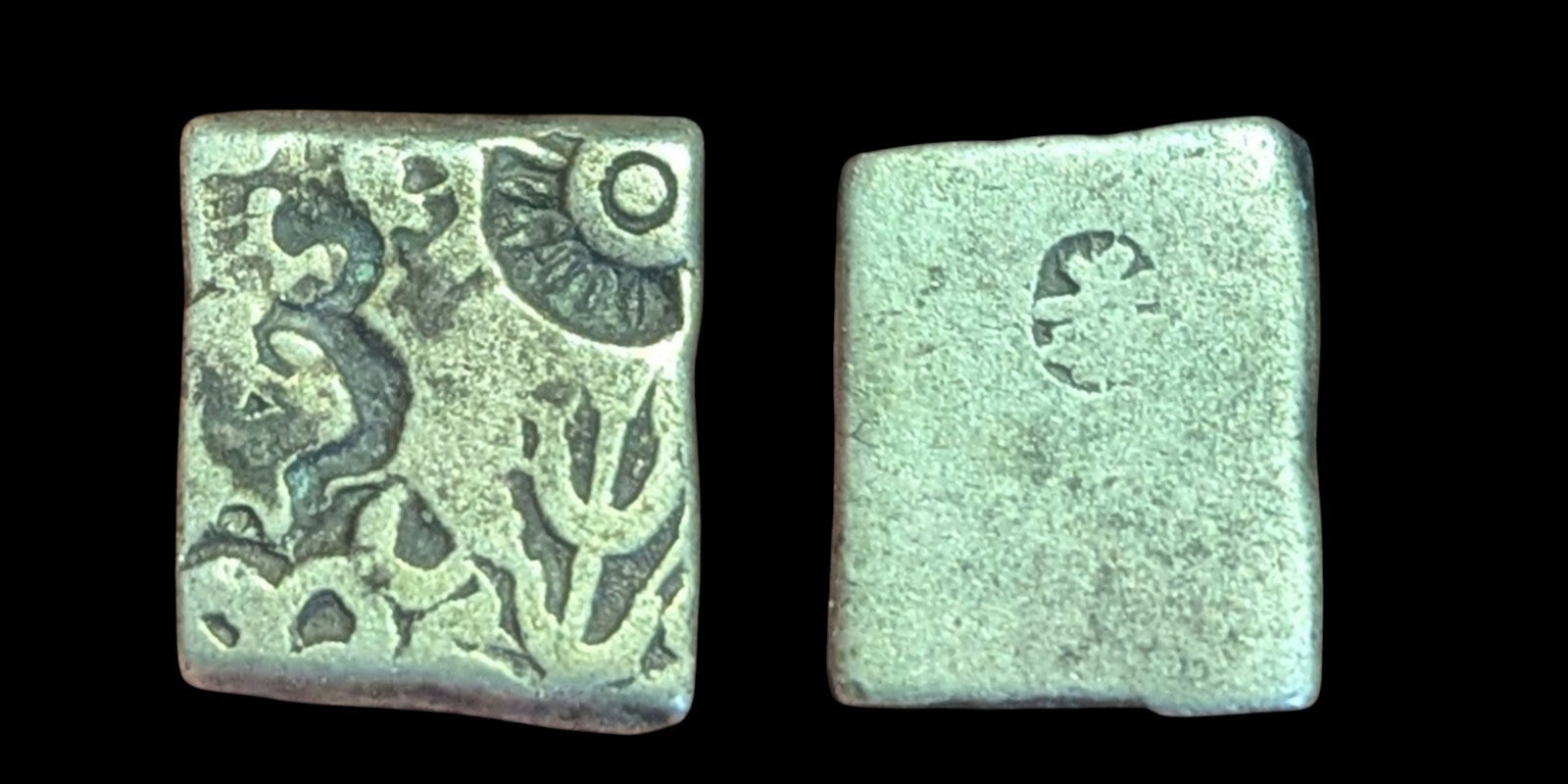 India ⭐ INDUS Valley Mayuriyan Punch ⭐ silver Coin 300 BC