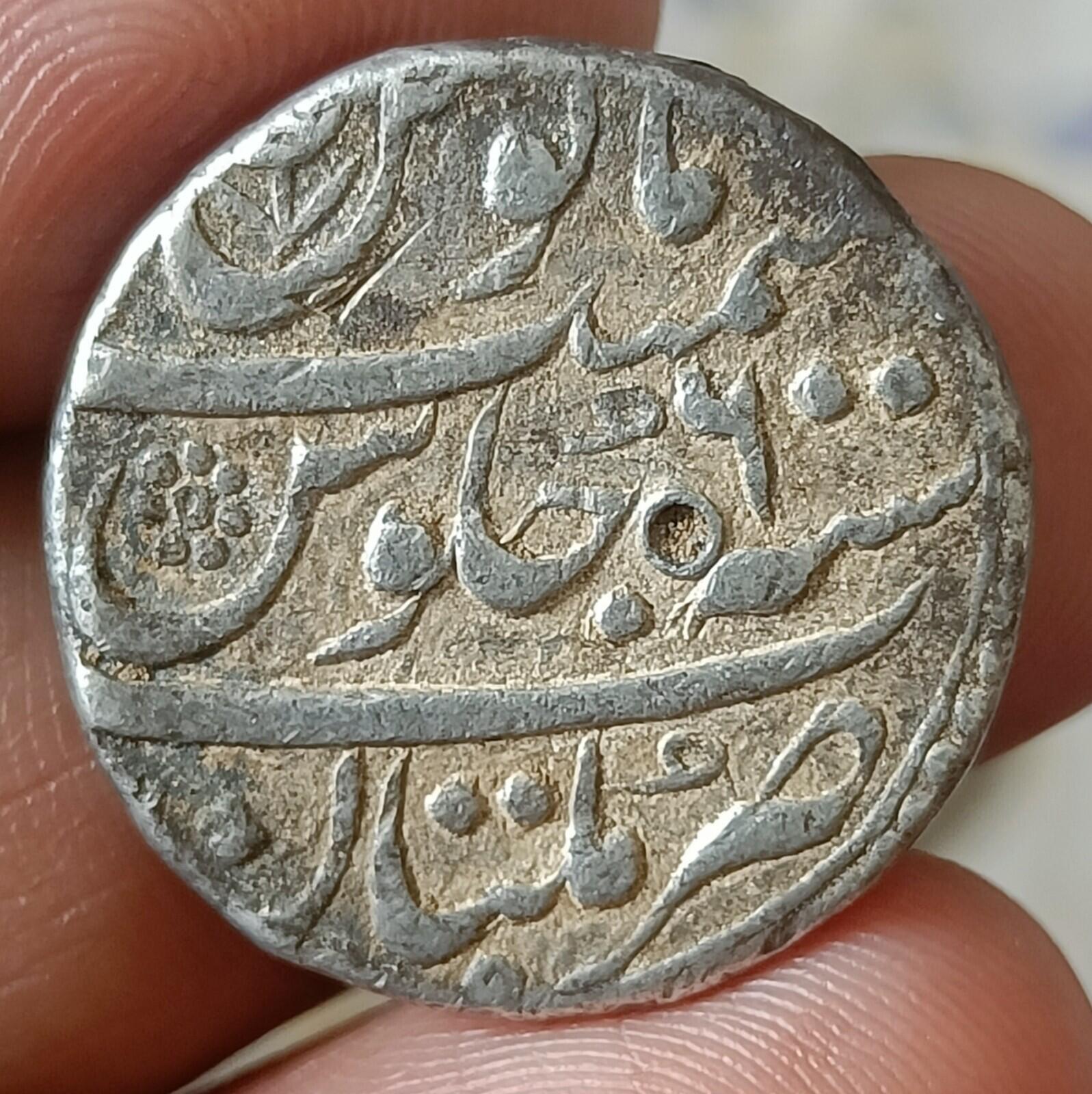 #Z58# India Mughal-Empire-Beautiful grade AURANGZEB silver rupee MULTAN  mint
