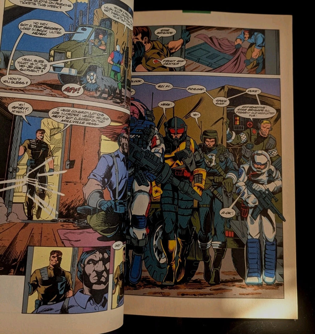 G.I. JOE A REAL AMERICAN HERO #145 1994 Marvel  Starring Snake Eyes Mint Cond.