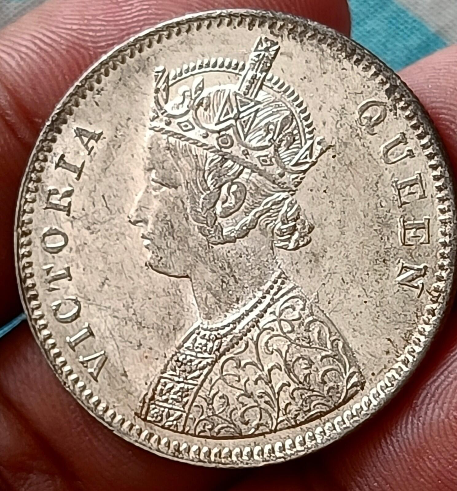 #Vo61#Victoria-British India Silver Rupee-1862-1/4 Dot Bombay briliant UNC Grade