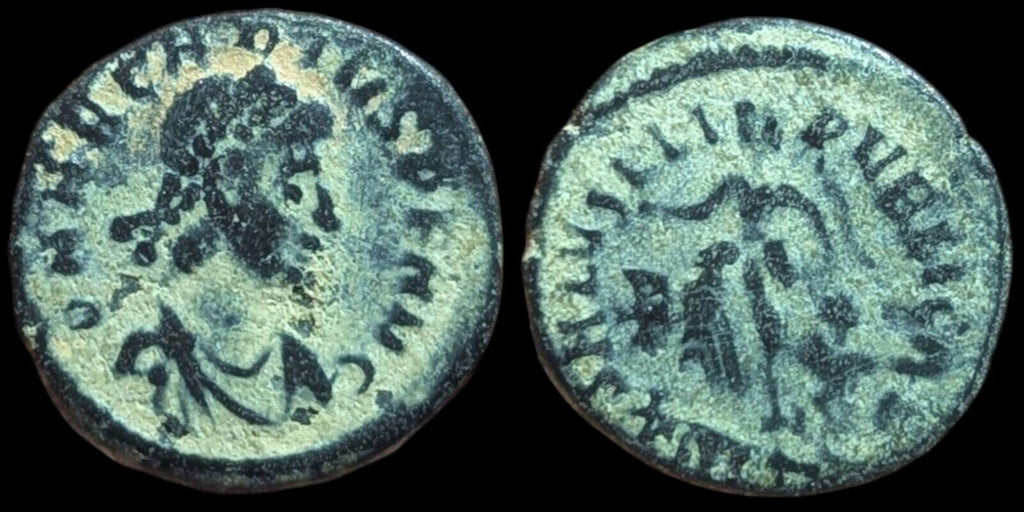 Ancient Roman coin Arcadius 388AD Victory wreath captive chi-rho