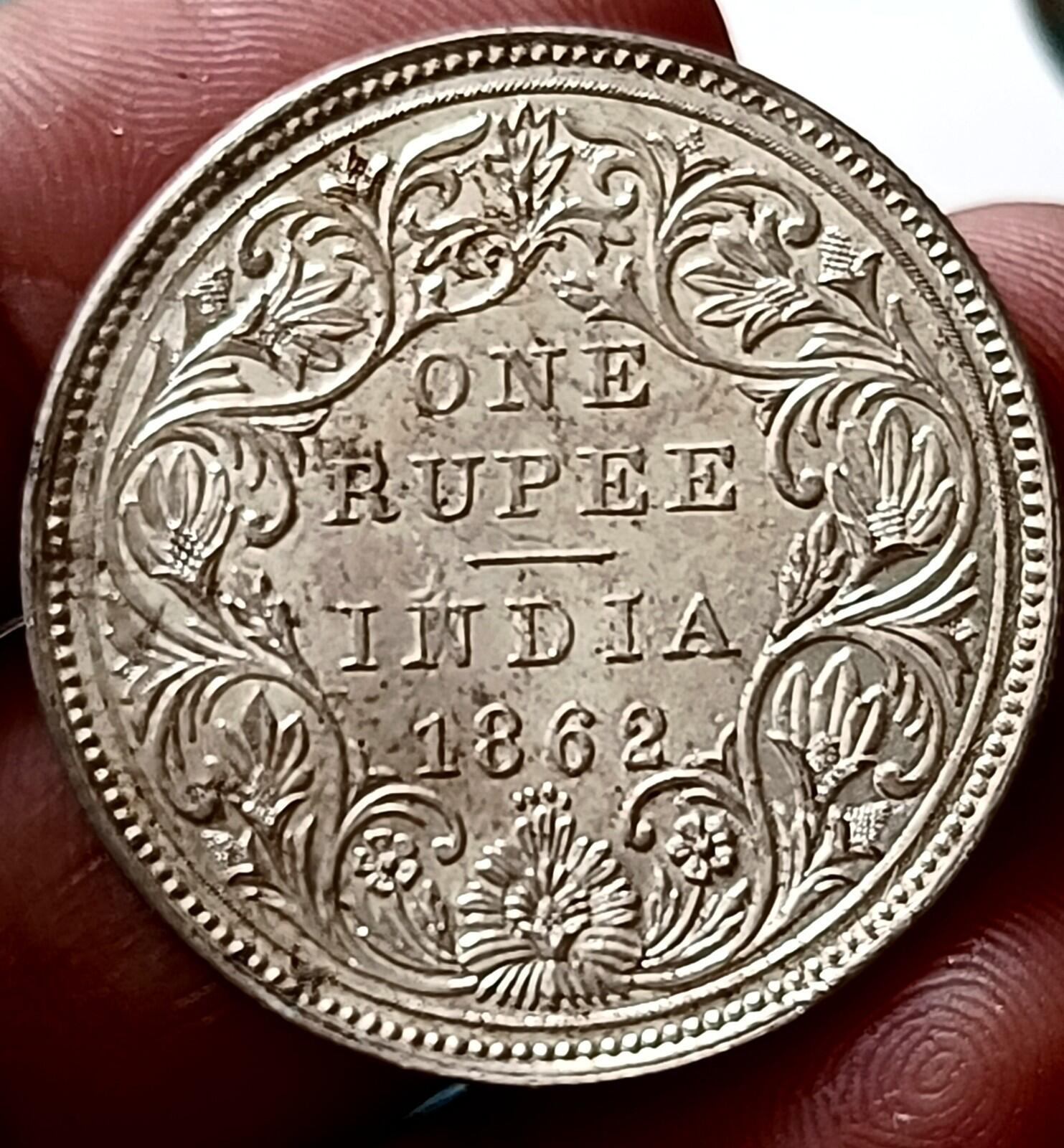 #Vo60#Victoria-British India Silver Rupee-1862-1/4 Dot Bombay briliant UNC Grade