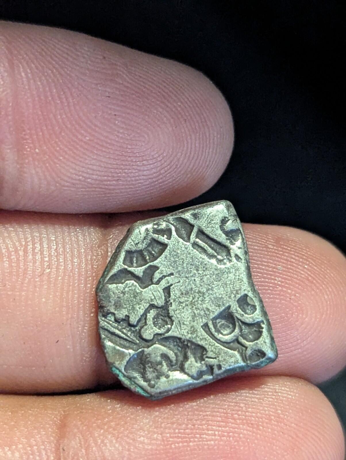 India ⭐ INDUS Valley Mayuriyan Punch ⭐ silver Coin 300 BC