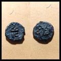 Ancienne Inde Pièce de monnaie Quarter Karshapana Taxila AE16mm Colline de la Lune / Taureau