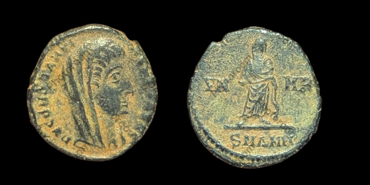 Monnaie romaine antique. Divus Constantin Ier 337 apr. J.-C. Follis Æ 15 mm.