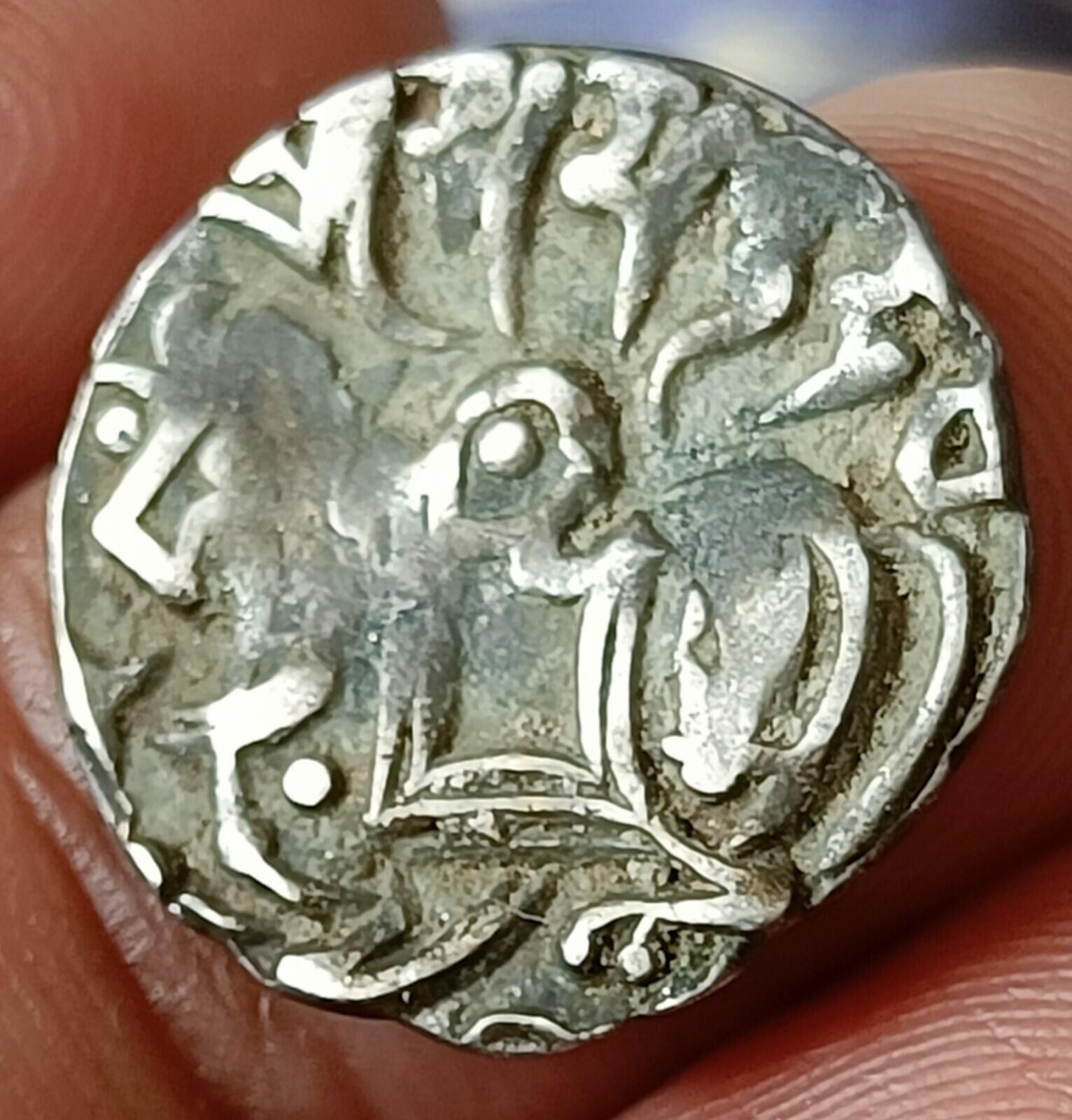 #Z92#Indian OHINDA DYNASTY Samanta Deva HORSE & BULL SILVER coin BEAUTIFUL GRADE