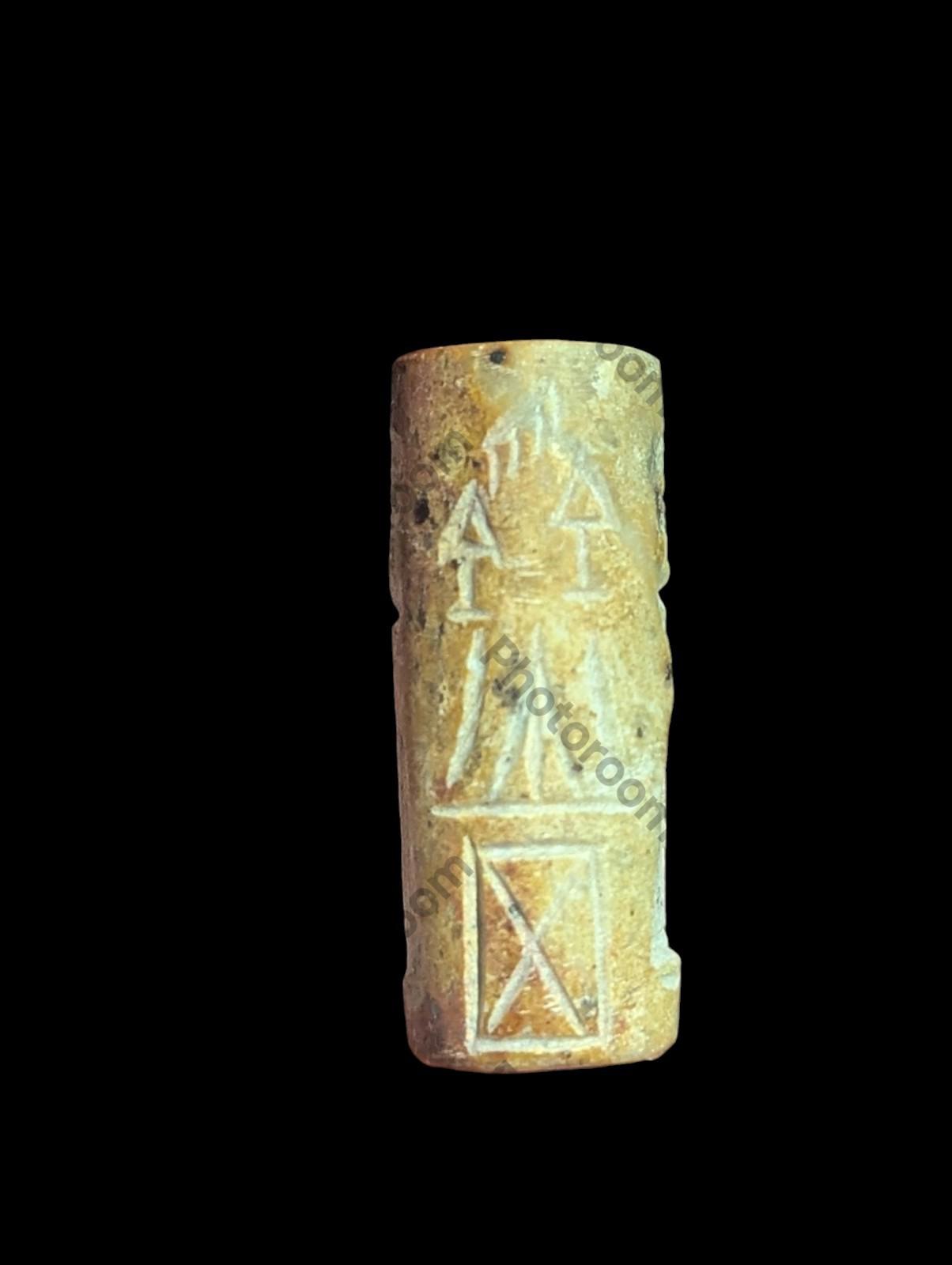 Agate Stone King Ancient Near Eastern  Cylinder Intaglio Bead
