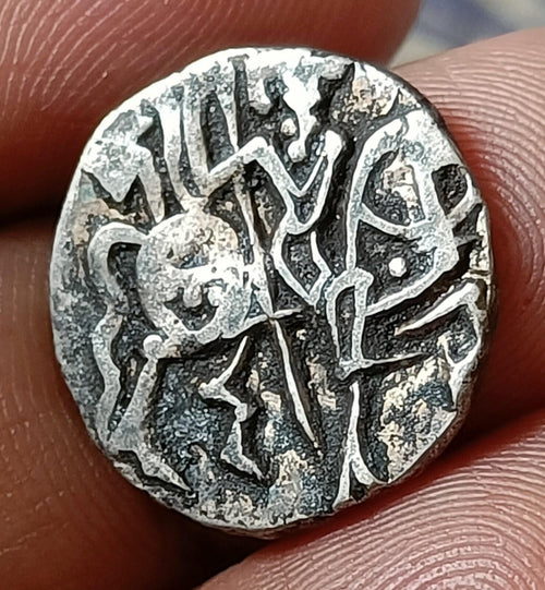 #PD15#Indian Indus valley Area Samanta Deva (850 AD) silver HORSE & BULL coin.