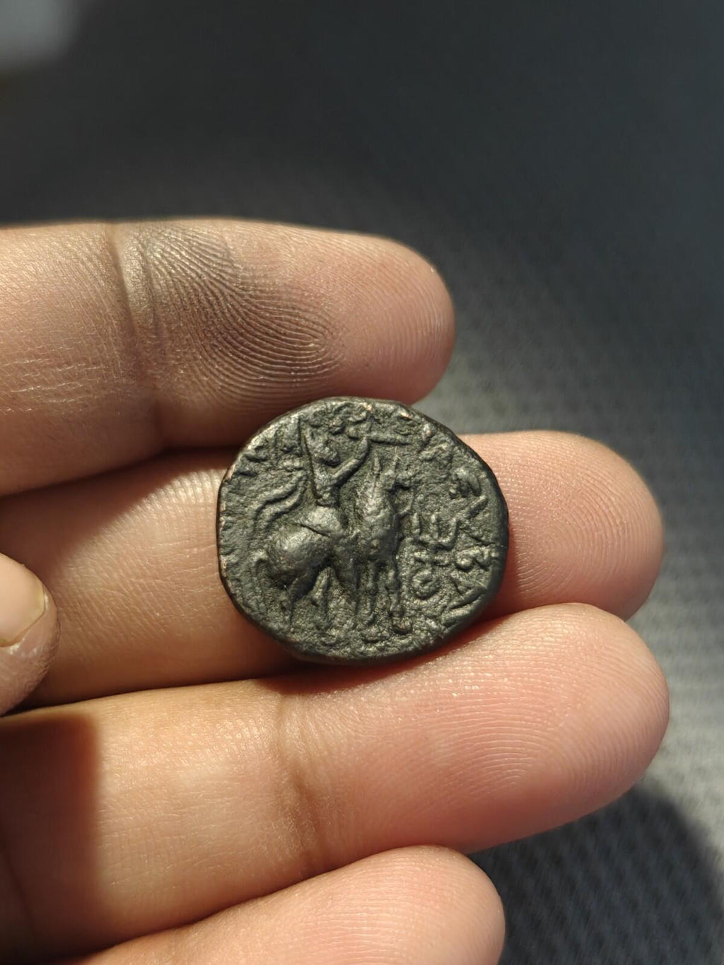 Vima Takto (Soter Megas). Circa AD 80-100. Æ Unit Rare