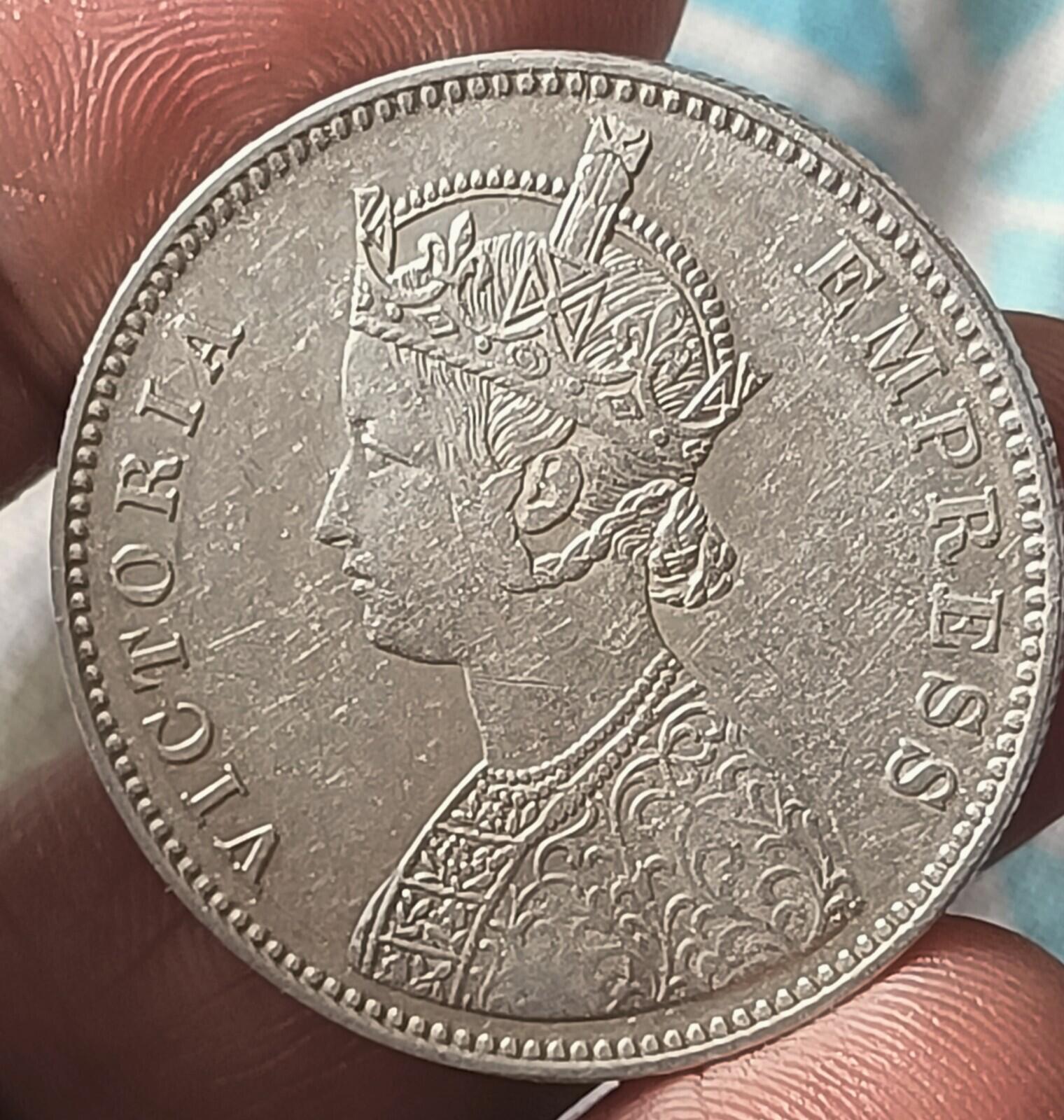 #M64#Victoria-British India colony-Silver Rupee-1877-Bombay Mint 11.6 gm