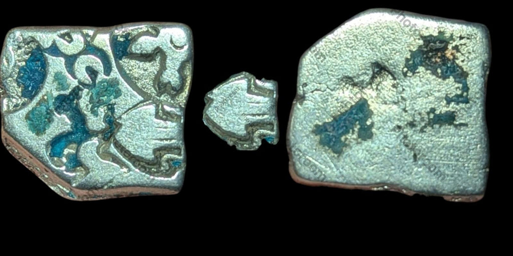 Inde Bengale Civilisation de l'Indus Pièce en argent de la Maurya, poinçonnée, 300 av. J.-C., symbole du poisson