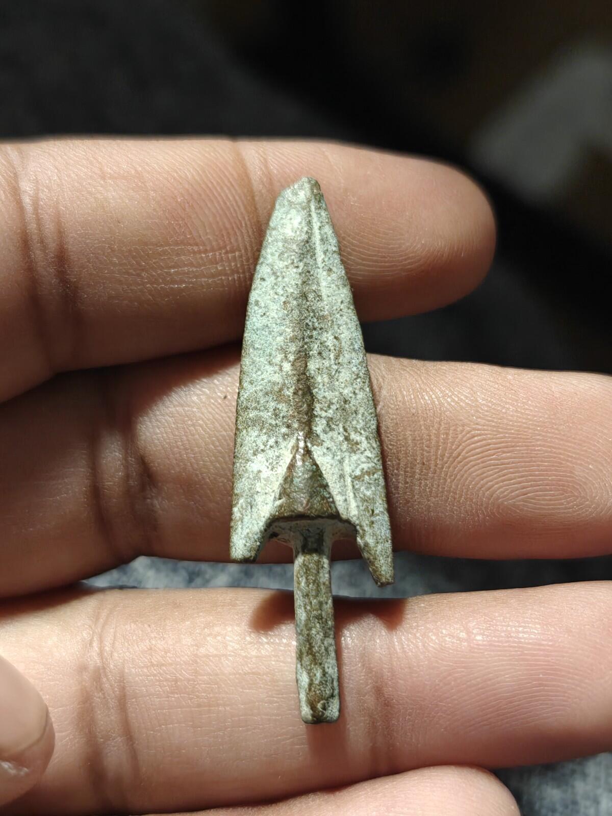 罕见真品古希腊青铜箭头，公元前3世纪。C/M