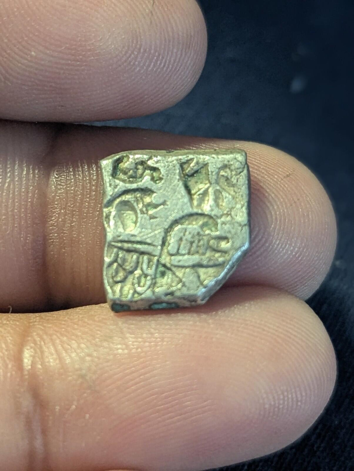 Inde Bengale Vallée de l'Indus Pièce en argent à poinçon de Mayuriyan 300 av. J.-C. Symbole ÉLÉPHANT 🐘