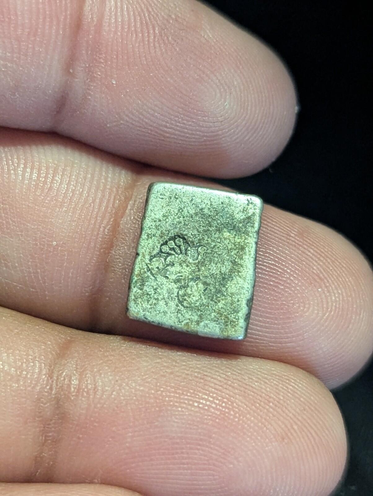 India ⭐ INDUS Valley Mayuriyan Punch ⭐ silver Coin 300 BC