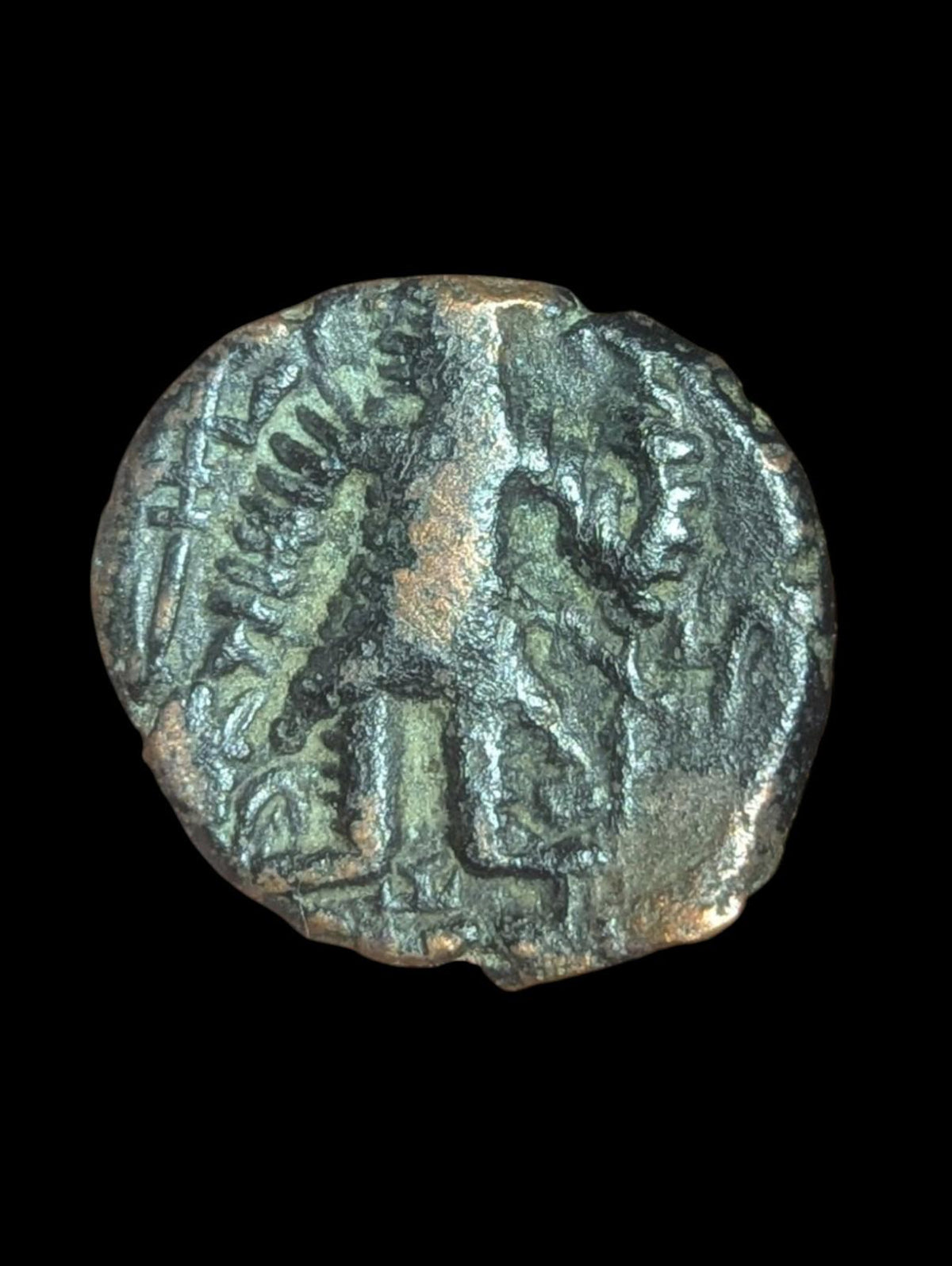 KUSHAN EMPIRE. AE 19. KANISHKA II, CIRCA 226-240 AD. ARDOKSHO REVERSE.