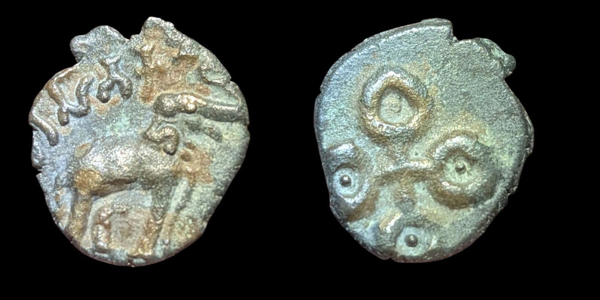 Inde ancienne Satavahana 1er siècle av. J.-C. Pièce de monnaie en potin de Satakarni à l'éléphant un Karshapana