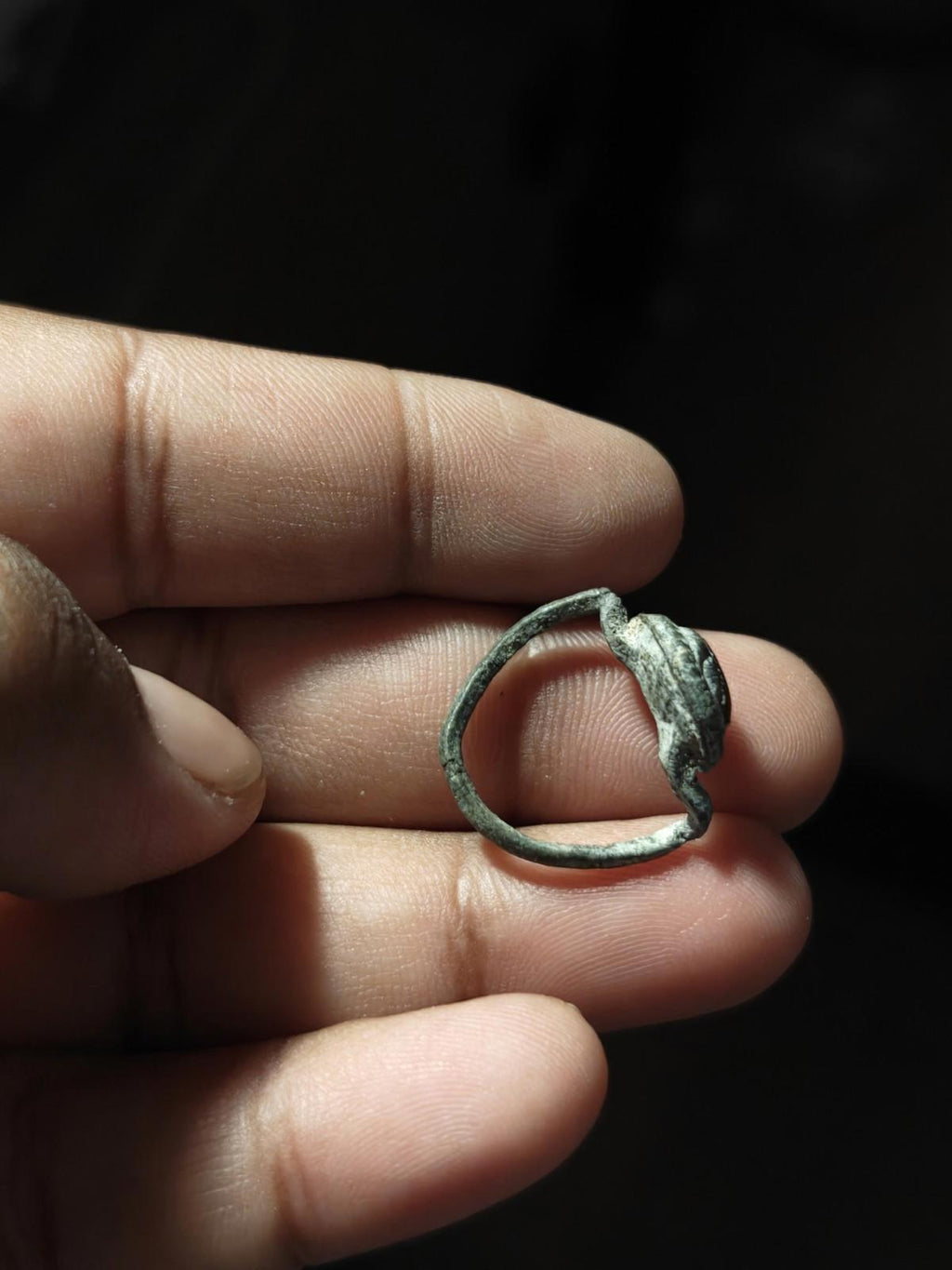 Roman Bronze Ring Ancient Greek Byzantine Victory Red Stone Collectible - Numis Hobby Shop